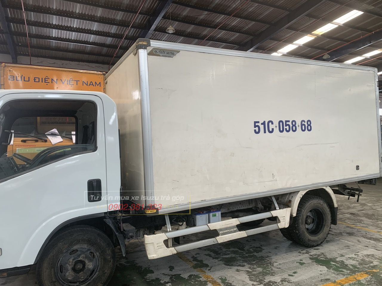 Bán xe Isuzu NMR310 thùng kín Cũ giá rẻ chất lượng cao